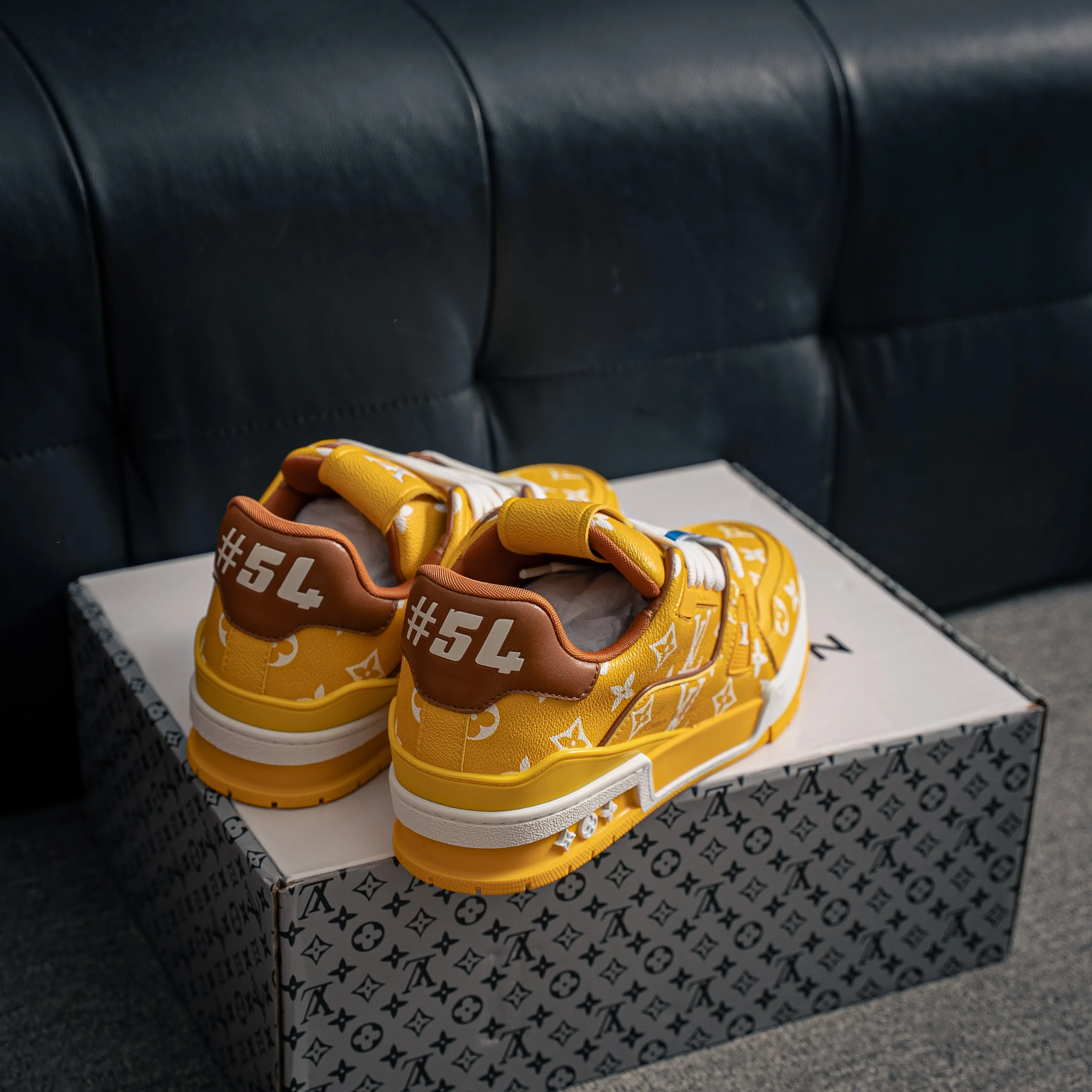 【L 2 】 Premium LV Classic New Arrival ✦ 1:1 ， ， ✦ Cowhide Leather Shoes ， LOGO ✦ + ，